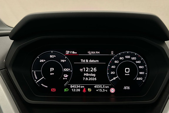 Audi Q4 e-tron 8 of 25