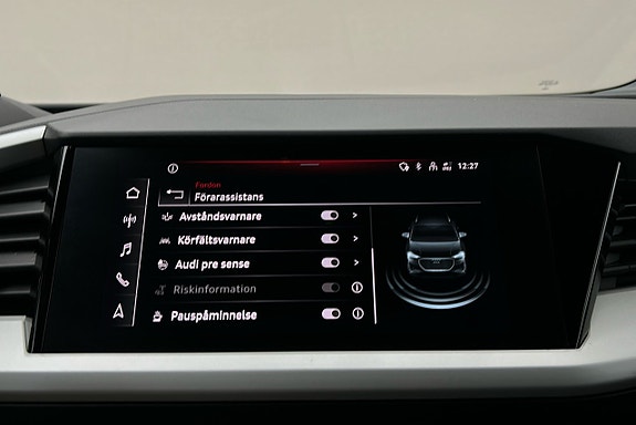 Audi Q4 e-tron 22 of 25