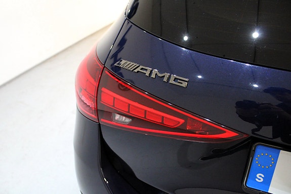 Mercedes-Benz C43 11 of 24