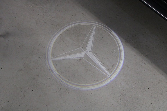 Mercedes-Benz C43 21 of 24