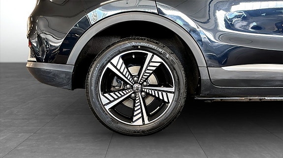 MG ZS 9 of 18