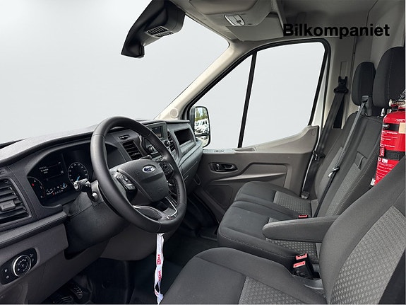 Ford Transit 8 of 18