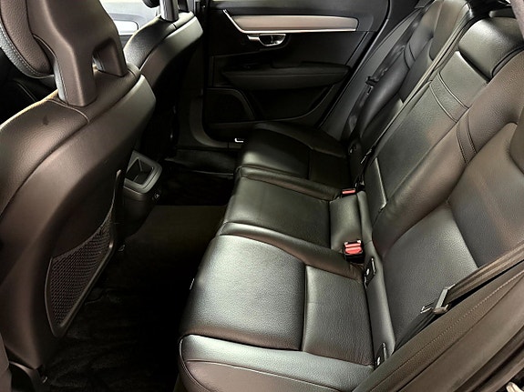 Volvo V90 13 of 15
