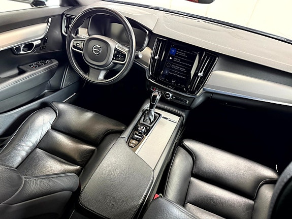 Volvo V90 10 of 15