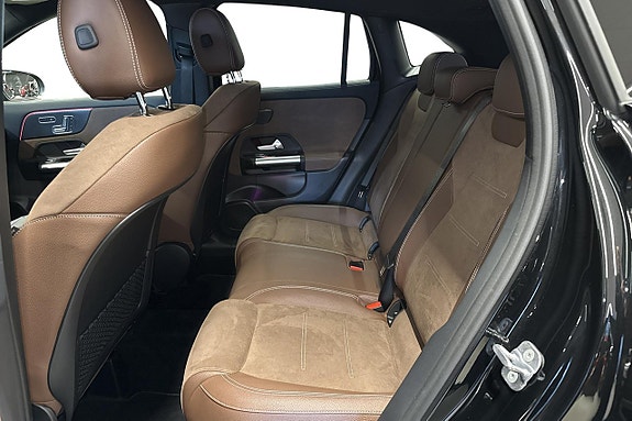Mercedes-Benz GLA250 e 10 of 11