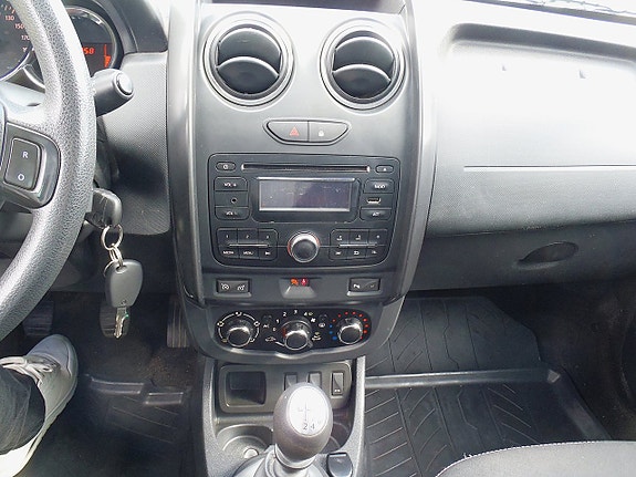 Dacia Duster 7 of 12