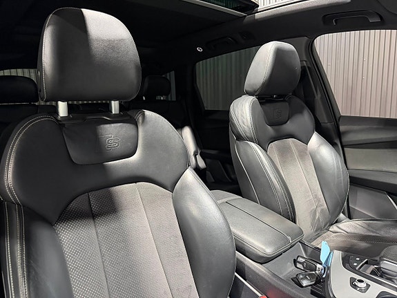 Audi Q7 21 of 24