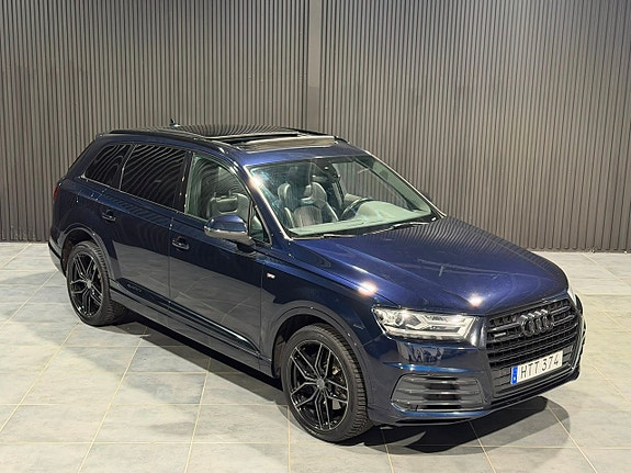 Audi Q7 5 of 24