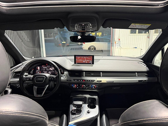 Audi Q7 19 of 24