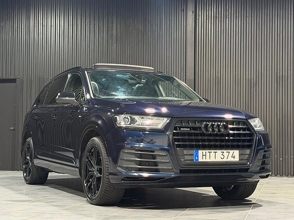 Audi Q7 4 of 24