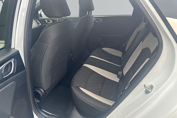 Kia ProCeed 11 of 20