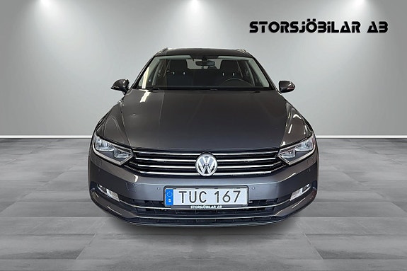 Volkswagen Passat 8 of 18