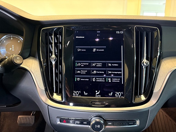 Volvo V60 Cross Country 16 of 28