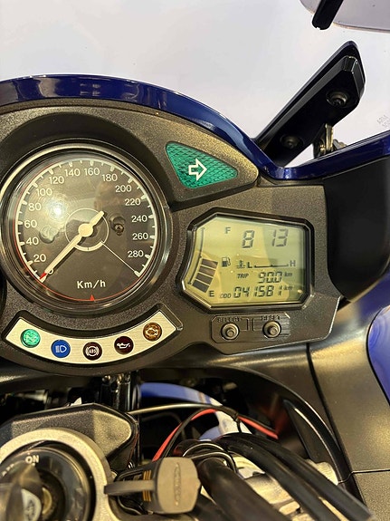 Yamaha FJR1300ABS 12 of 13
