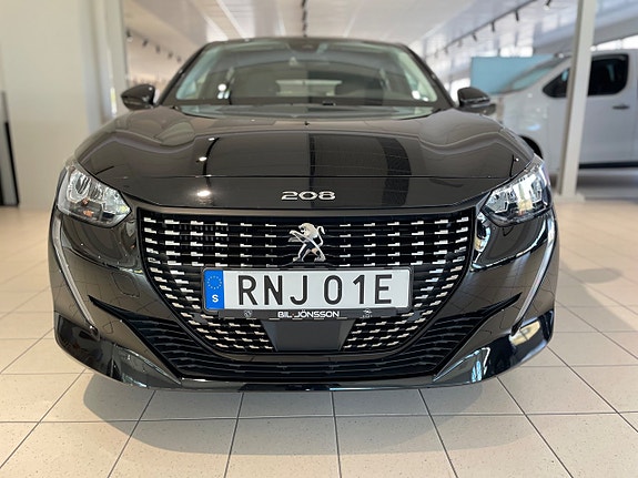 Peugeot 208 3 of 25