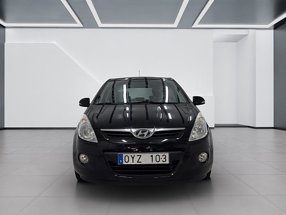 Hyundai i20 4 of 13
