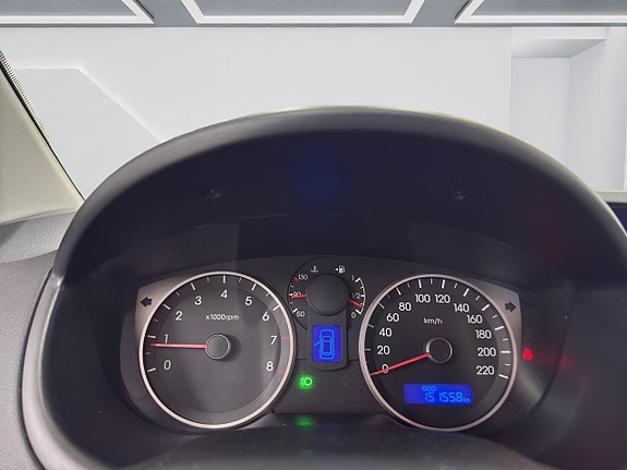 Hyundai i20 12 of 13