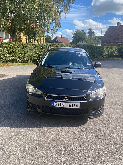 Mitsubishi Lancer 3 of 8
