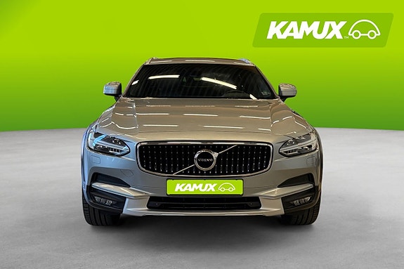Volvo V90 Cross Country 6 of 22