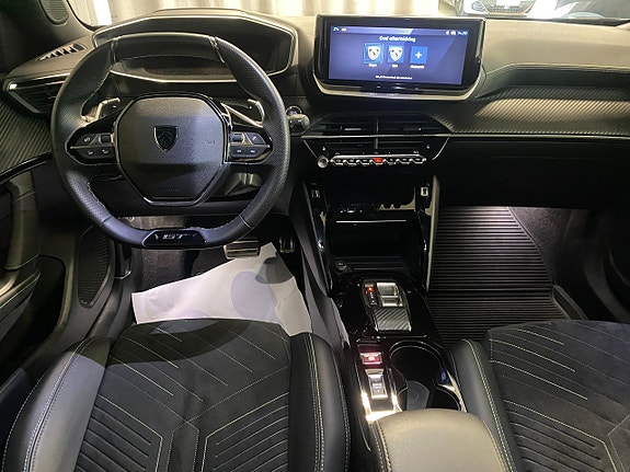 Peugeot 2008 8 of 23