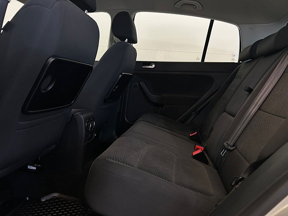 Volkswagen Golf Plus 13 of 16