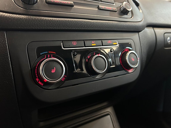 Volkswagen Golf Plus 5 of 16