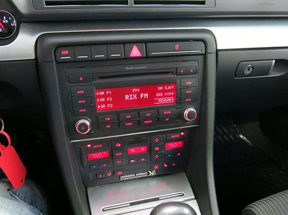 Audi A4 15 of 27