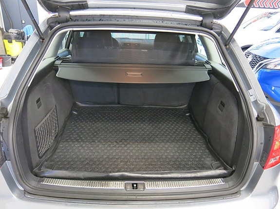 Audi A4 13 of 27