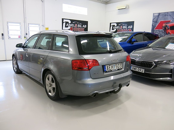 Audi A4 3 of 27