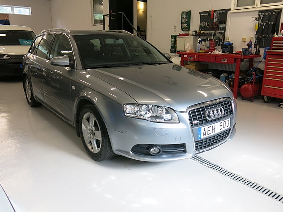 Audi A4 5 of 27