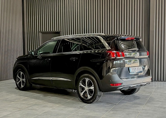 Peugeot 5008 9 of 16