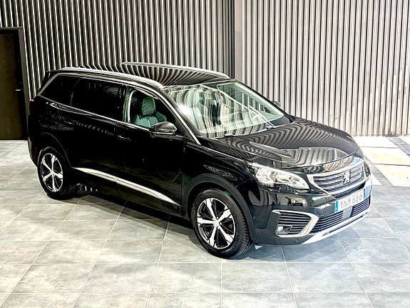 Peugeot 5008 4 of 16