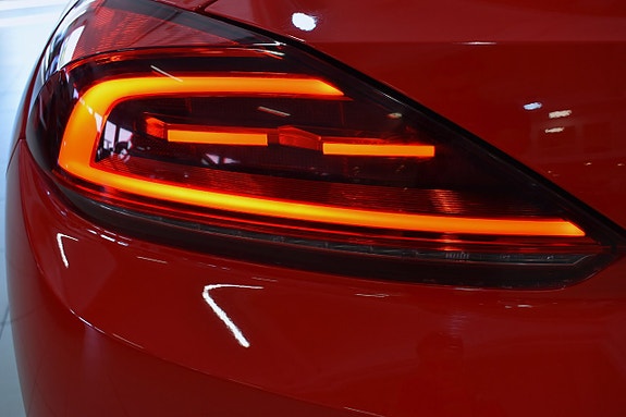Volkswagen Scirocco 12 of 15