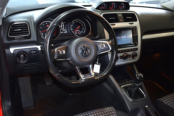 Volkswagen Scirocco 6 of 15