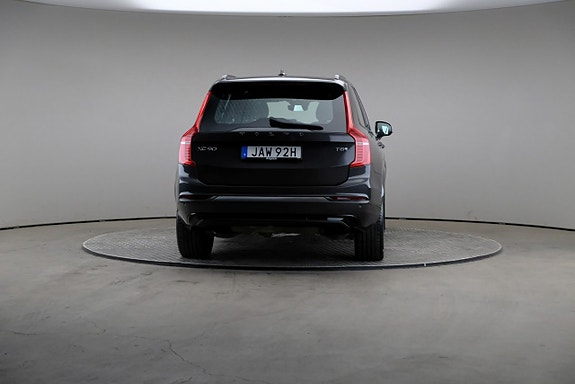 Volvo XC90 2 of 3
