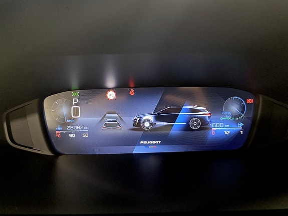 Peugeot 308 SW 10 of 19