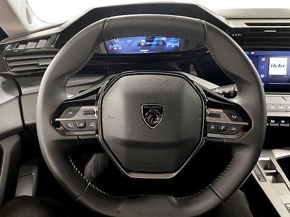 Peugeot 308 SW 7 of 19