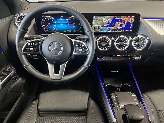 Mercedes-Benz EQA250+ 11 of 22