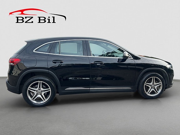 Mercedes-Benz EQA250+ 7 of 22