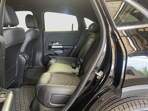 Mercedes-Benz EQA250+ 13 of 22