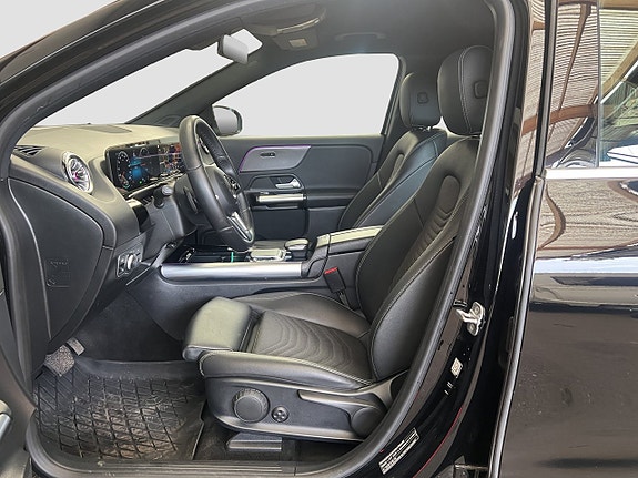 Mercedes-Benz EQA250+ 10 of 22