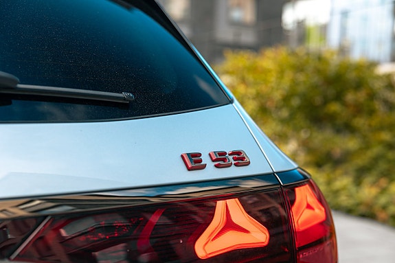 Mercedes-Benz E53 13 of 30