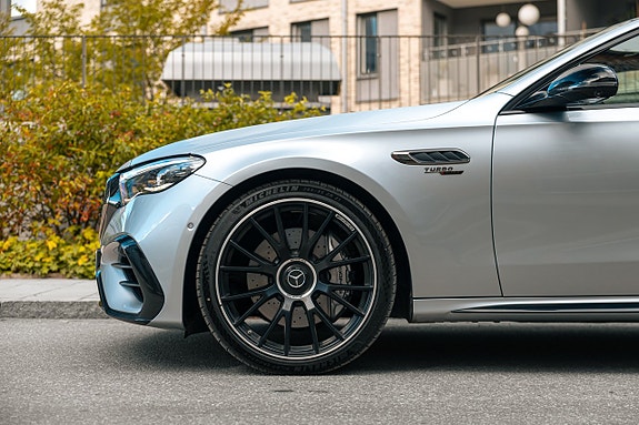 Mercedes-Benz E53 10 of 30