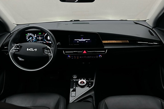 Kia Niro 3 of 3