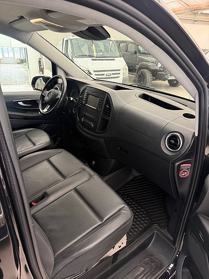 Mercedes-Benz Vito 119 6 of 16