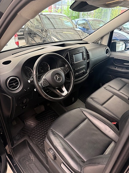 Mercedes-Benz Vito 119 4 of 16