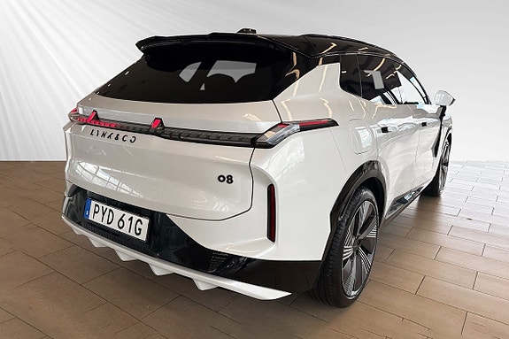 Lynk & Co 08 4 of 28