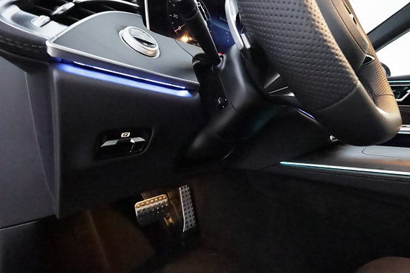 Mercedes-Benz E300 20 of 30