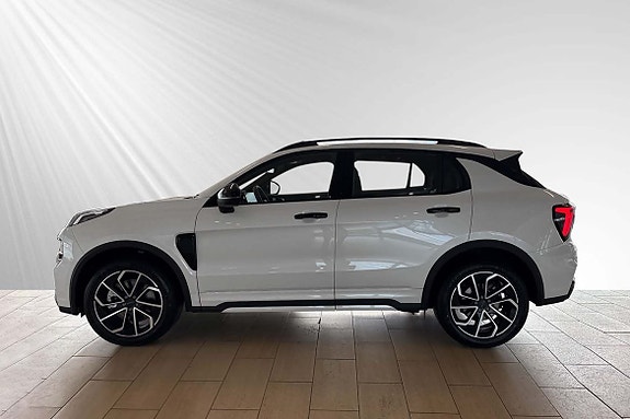 Lynk & Co 01 2 of 20