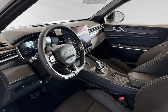Lynk & Co 01 6 of 20